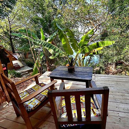 Butterfly Space- A Non-Profit Eco-Lodge Nkhata Bay Екстериор снимка