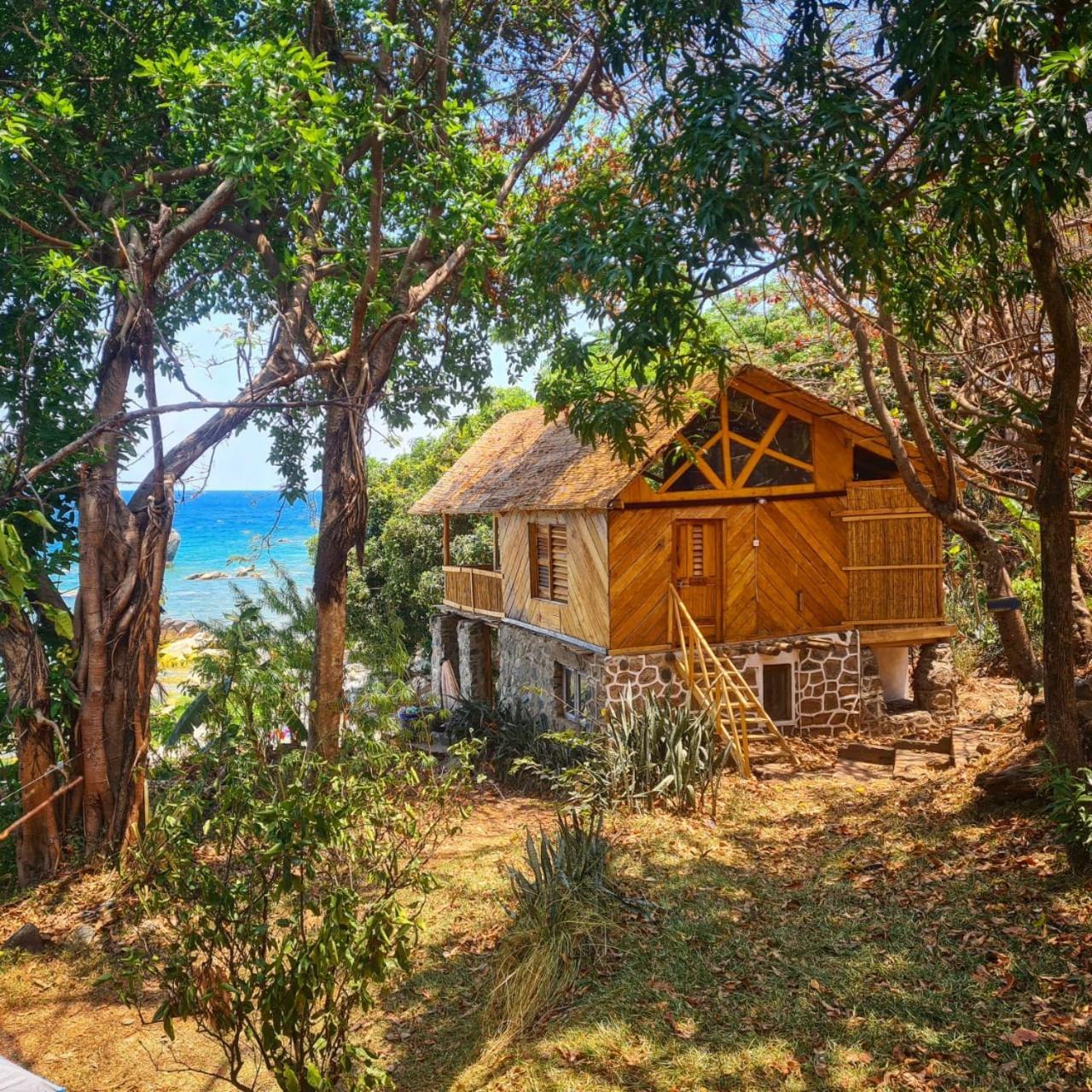 Butterfly Space- A Non-Profit Eco-Lodge Nkhata Bay Екстериор снимка