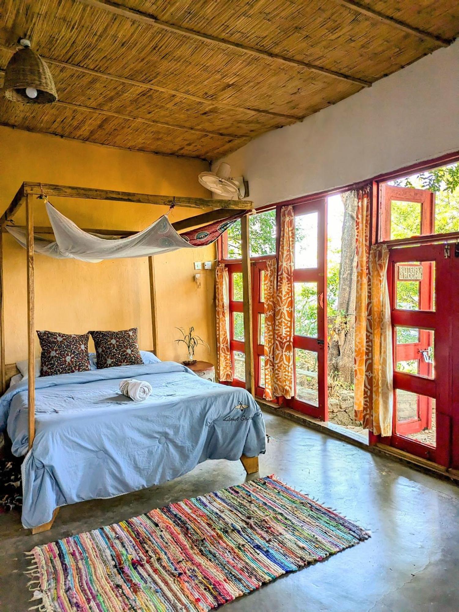Butterfly Space- A Non-Profit Eco-Lodge Nkhata Bay Екстериор снимка