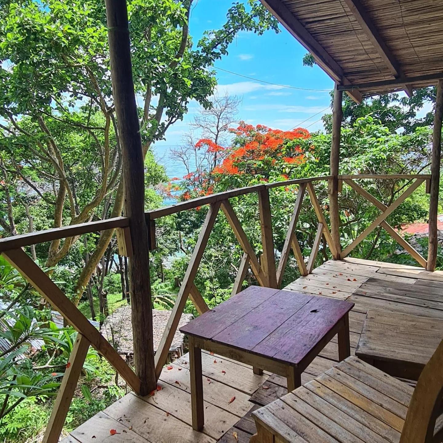 Butterfly Space- A Non-Profit Eco-Lodge Nkhata Bay Екстериор снимка
